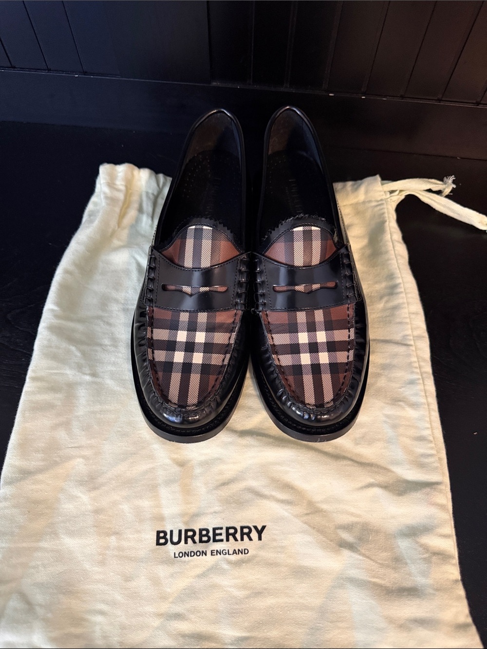 Burberry Black Leather Loafers with Classic Check Panels